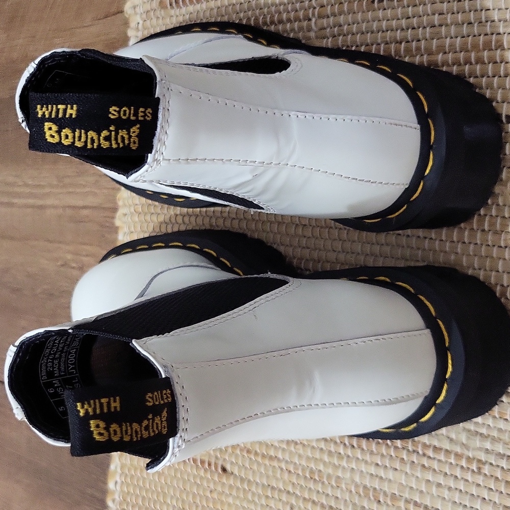 Womens Pull On Platform Boots - image 4